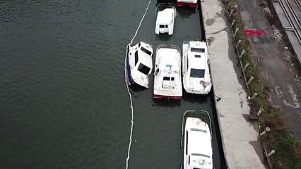 Haliç'te kaderine terk edilen deniz taksiler havadan görüntülendi