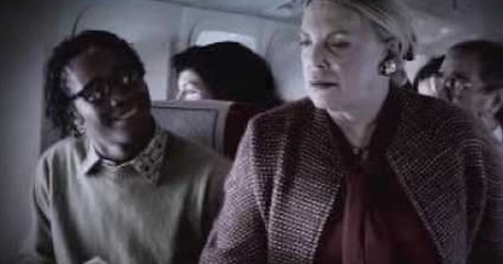 Dans cette pub, une compagnie aérienne portugaise envoie un joli message, avec humour, contre le racisme