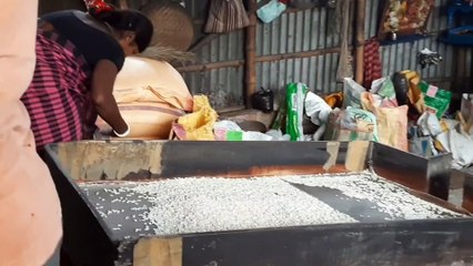 বছর শেষে শীতের মজা,গরম গরম মুড়িভাজা || Puffed Rice Making Process ||