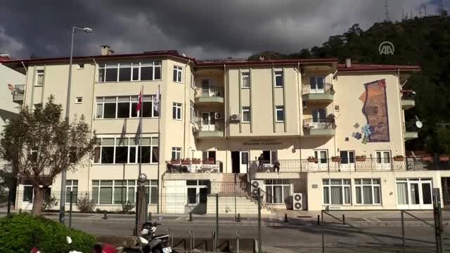 Marmaris Kaymakamı Aksoy'dan yeni yıl ziyaretleri