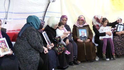 Emine Erdoğan, Diyarbakır annelerini ziyaret etti (5)