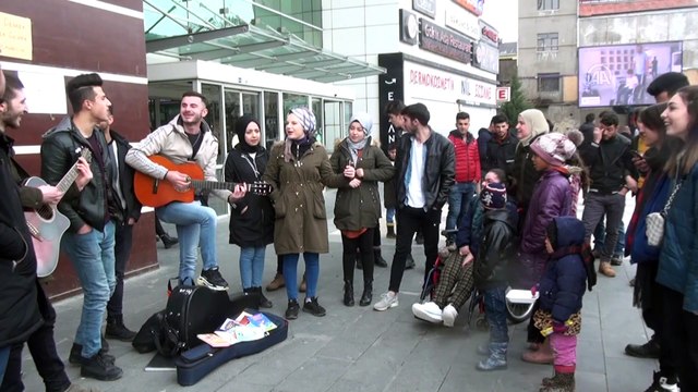 Üniversite öğrencilerinden anlamlı etkinlik - BİTLİS