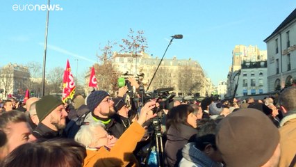 Après les danseuses, les musiciens de l'Opéra de Paris dans la rue pour protester