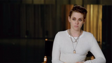 "Underwater": Kristen Stewart