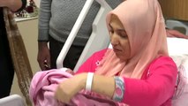 İstanbul Valisi Yerlikaya, 2019'un son bebeğini ziyaret etti