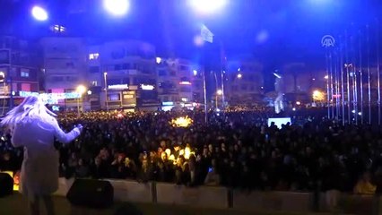 Yılbaşı kutlamalarında renkli görüntüler oluştu