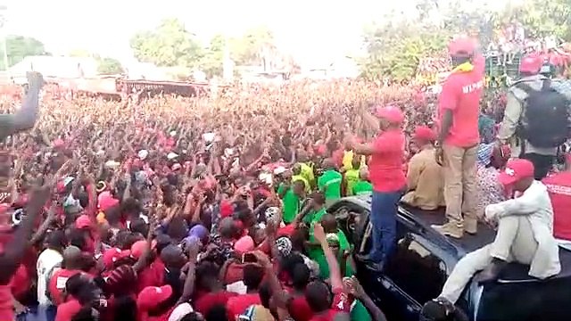 L'hymne du FNDC entonné par les opposants au 3e mandat d'Alpha Condé