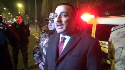 Vali Öksüz, yeni yıla askerlerle girdi - KARS