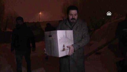 Ağrı Belediye Başkanı Sayan'dan, yılın ilk bebeğine hediye