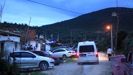 Devrilen traktörün sürücüsü öldü