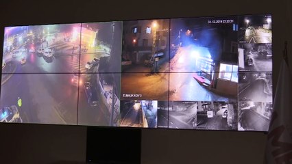 Yalova Valisi Erol, hastane ve kontrol noktalarındaki görevlilerin yeni yılını kutladı - YALOVA