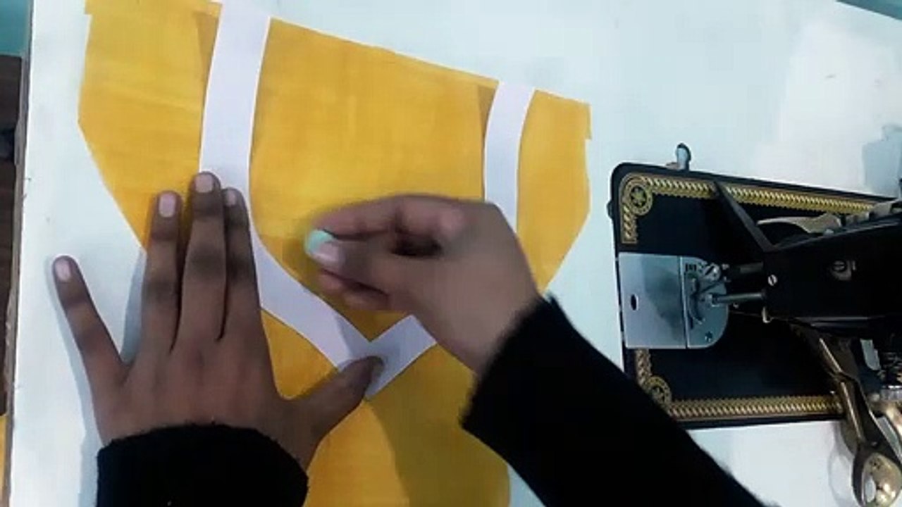 How_to_cutting_and_stiching_back_nack_design_in_trend_2019(720p)