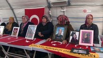 HDP önündeki ailelerin evlat nöbeti 121'inci gününde... 'O silahı at kalem tutuyordu senin elin'