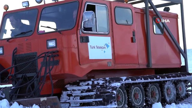 Türk Telekom CEO’su Ümit Önal yeni yıla -15 derecede çalışan ekiplerle girdi