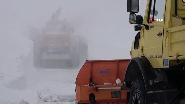 Merkezinde kar yok, ilçesinde kar kalınlığı 1 metreyi geçti