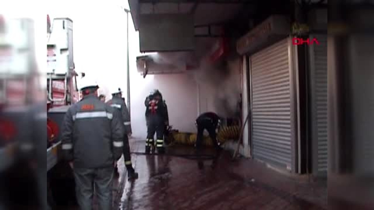 Aydın iki katlı binada yangın çıktı