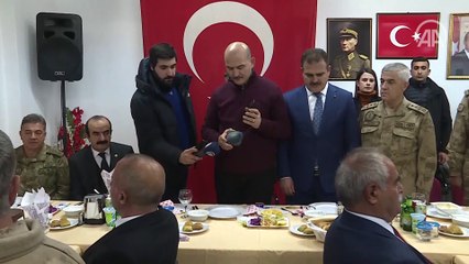 Cumhurbaşkanı Erdoğan Hakkari'deki askerlerin yeni yılını kutladı