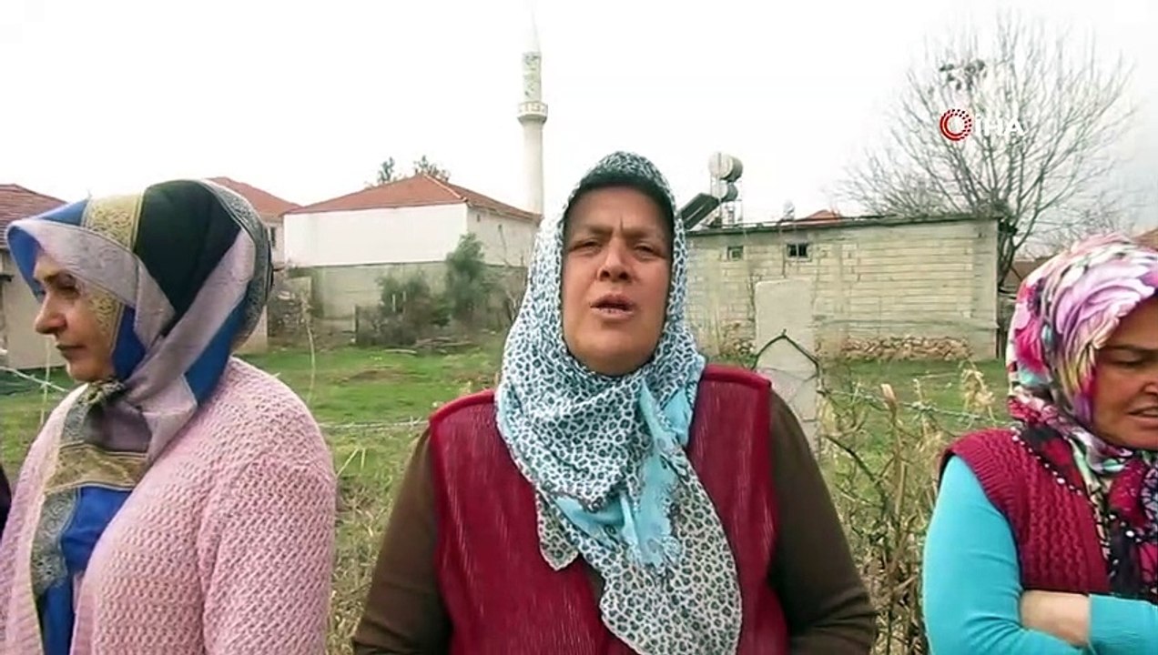 “Tapusu bende” diyerek yolu ulaşıma kapattı