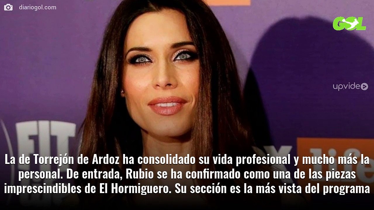 ¡Sin nada en la cama y con peluca rubia! Pilar Rubio da la campanada: ¡Mira la foto!