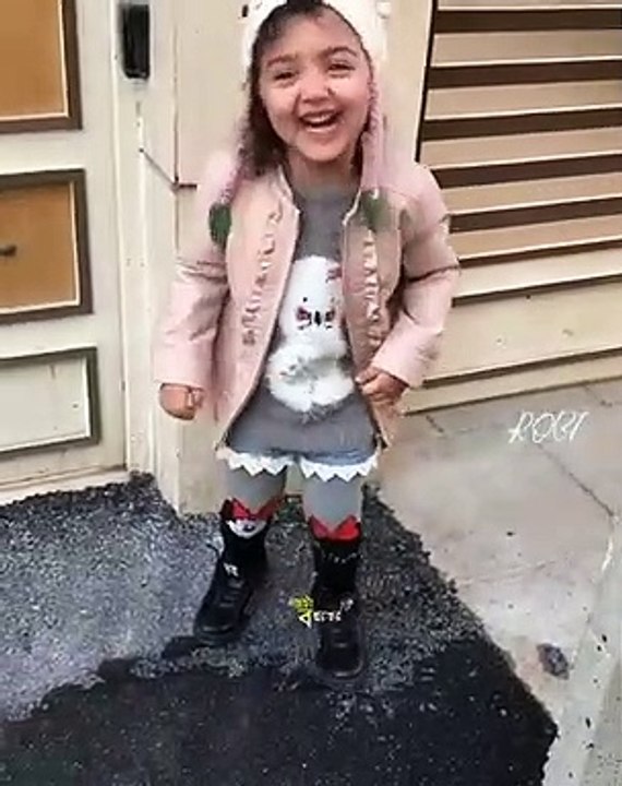 Funny baby smile | cute baby dance | emotional baby