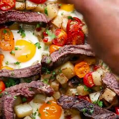 Delicious Steak & Eggs Hash Recipe 🍳