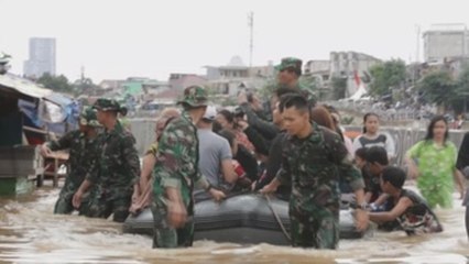 Al menos 16 muertos a causa de las inundaciones en Indonesia