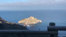 El mirador de San Juan de Gaztelugatxe, desde el monolito de la Galerna