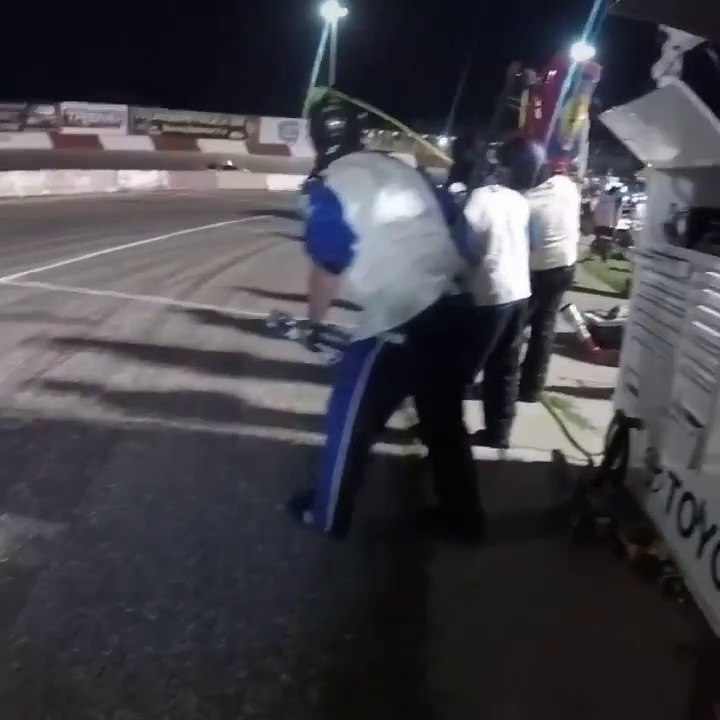 f1 rally car tyres changing