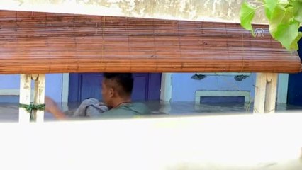 Endonezya'daki selde ölü sayısı 21'e yükseldi