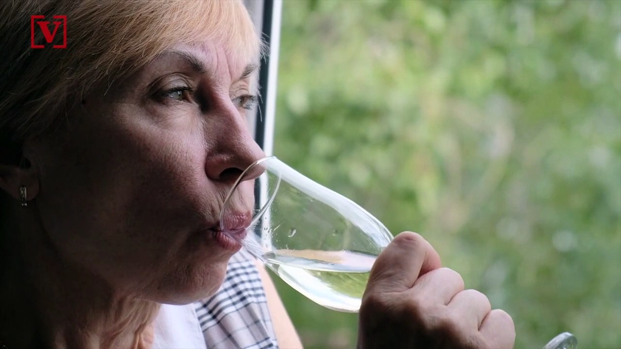 Amazon Driver Refuses to Give Bottle of Liquor to 92 yr old Without Proof of Age