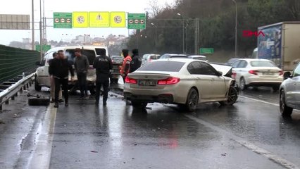 Beşiktaş tem otoyolu'nda zincirleme kaza