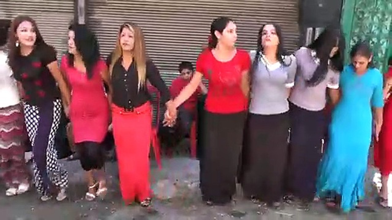 Muhteşem Halay