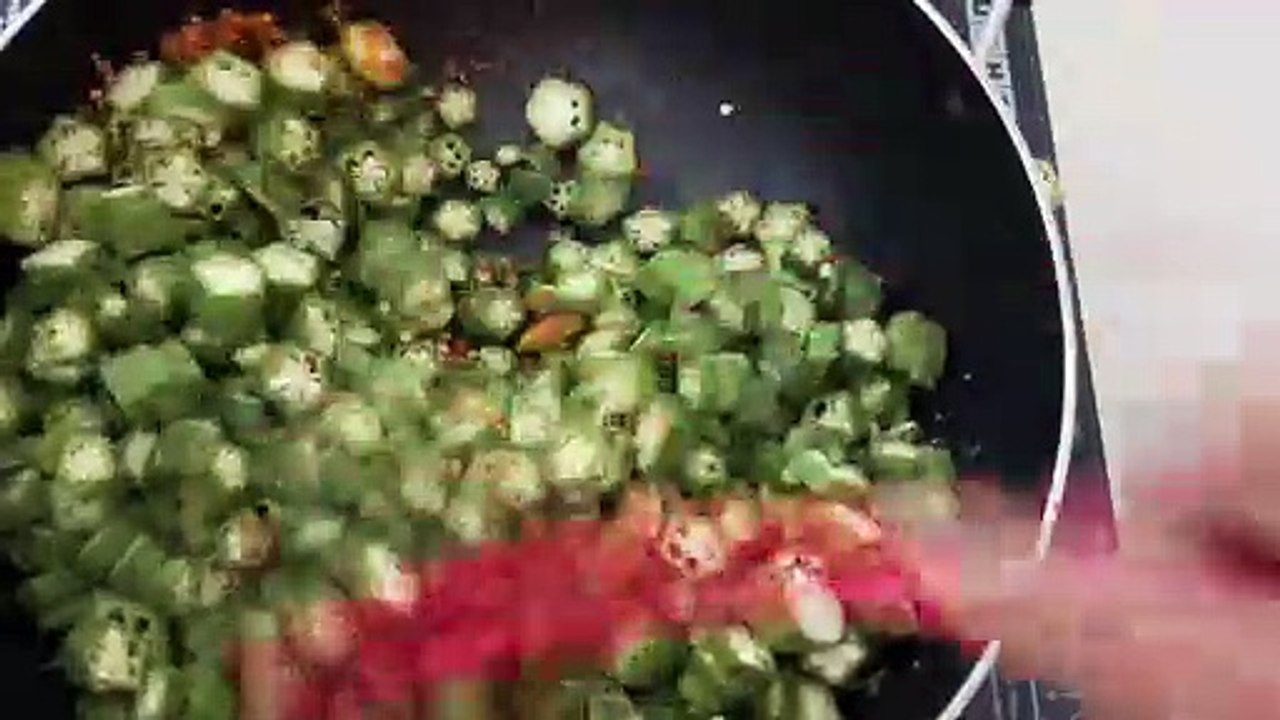Simple and quick bhindi ki sabzi