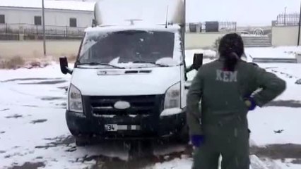 Van'da koyun yüklü kamyonette 32 kilogram eroin ele geçirildi