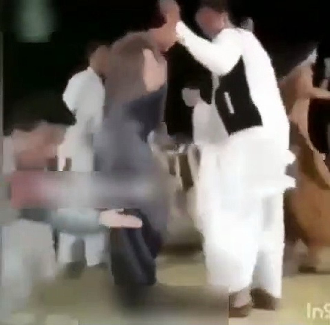 Pakistani wedding dance video funniest dance video you will ever watch on  internet ultimate comedy video - video Dailymotion