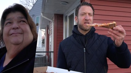 Barstool Pizza Review - Vincenzo's Pizzeria (Waterbury, CT)