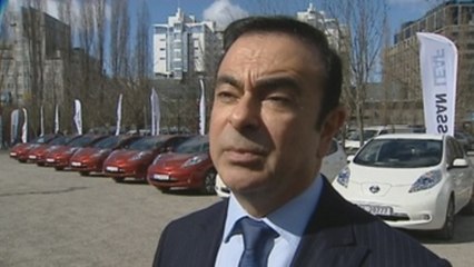 Ghosn asegura que fue él solo quien organizó su fuga de Japón