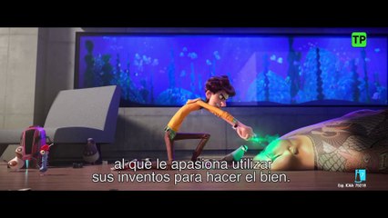 ESPÍAS CON DISFRAZ Película - Los gadgets de Walter con Tom Holland
