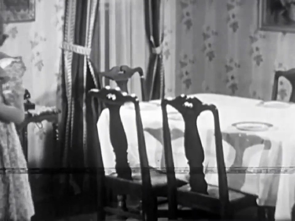 A Day of Thanksgiving (1951) - A Happy American Family Dinner #Thanksgiving
