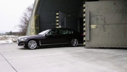 BMW 745e: ¡La lujosa berlina que te dejará alucinado!