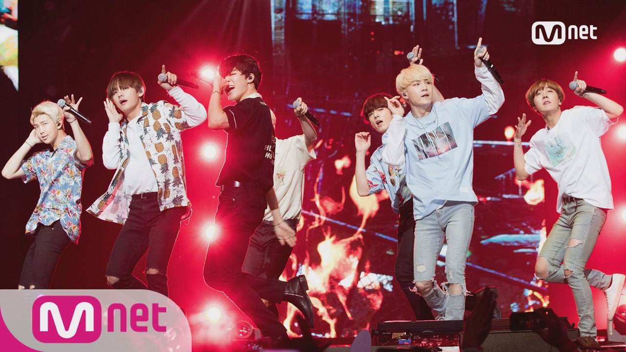 [KCON 2016 LA×M COUNTDOWN] 방탄소년단 (BTS)  _ INTRO...