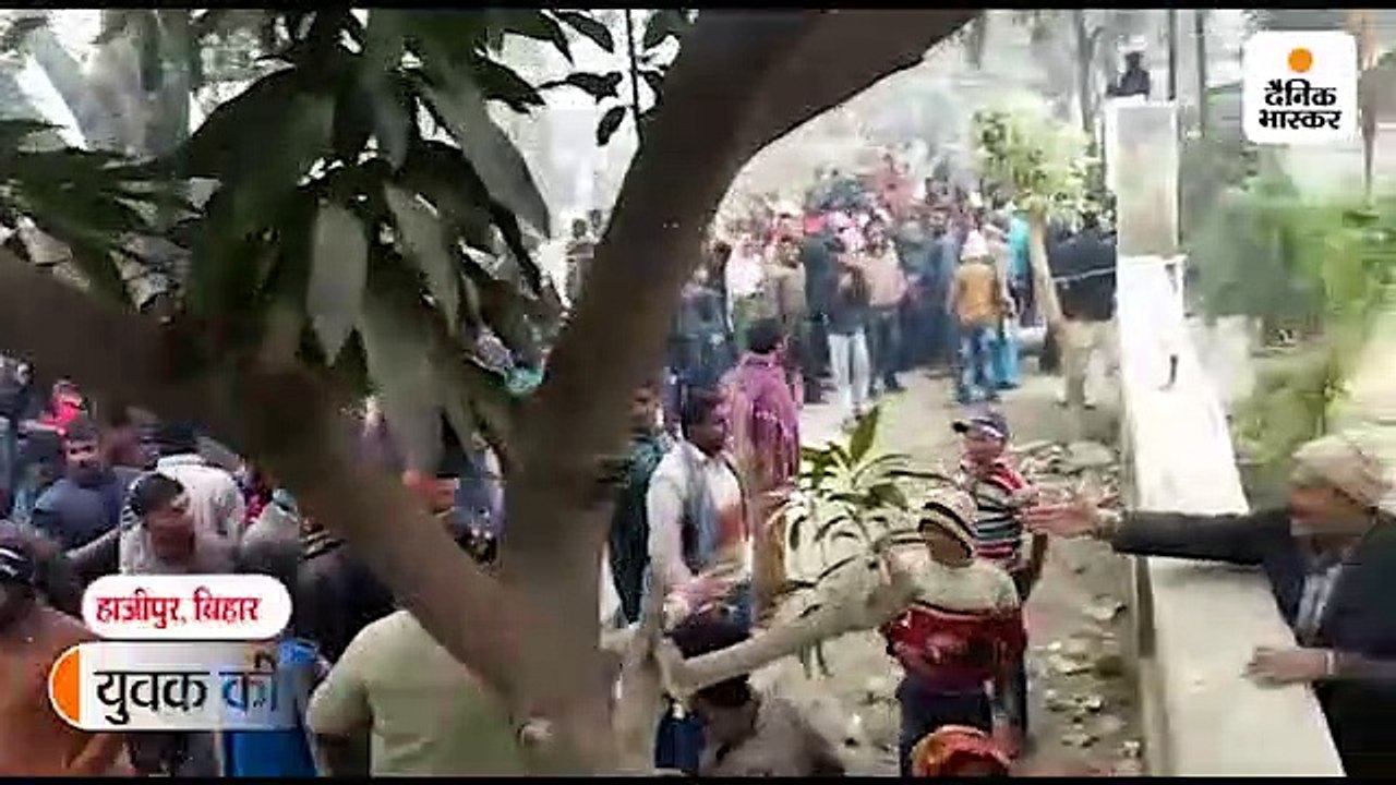 युवक की हत्या के बाद ग्रामीणों ने थाने पर किया हमला