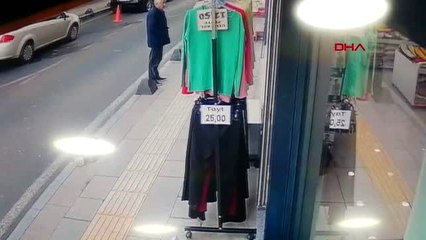 Kocaeli 2 kişiye çarpma anı güvenlik kamerasına yansıdı