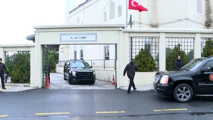 Cumhurbaşkanı Erdoğan, cuma namazını Hz. Ali Camisi'nde kıldı