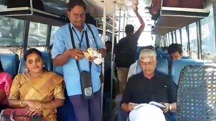 ரூ. 2.30 கோடி கடன் பாக்கி.. டீசல் நிரப்ப மறுப்பு.. கருப்பு சட்டையுடன் பஸ்சில் போன அமைச்சர்!  - வீடியோ