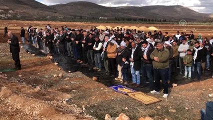 İsrail güçleri, Batı Şeria'da iki göstericiyi yaraladı