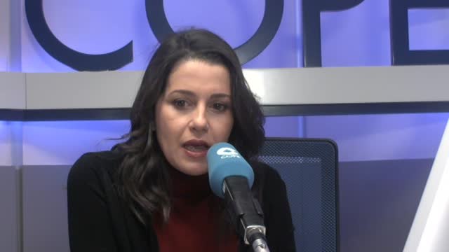 La oposición se une para presionar a los barones del PSOE