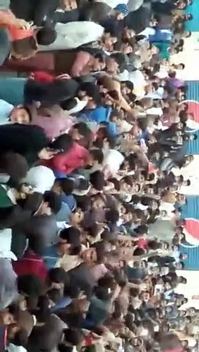 Stone pelting at Nankana Sahib gurdwara in Pakistan (11)