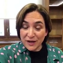 Las sinrazones de la maleducada Colau para despreciar el besamanos del Rey Felipe VI