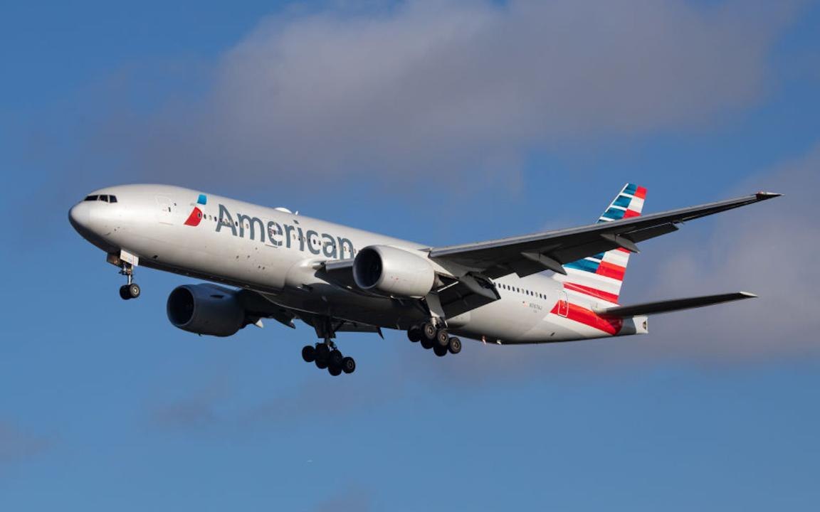 This Man's Unbelievably Dramatic Trip to Mexico to Keep His Airline Status Might Be the Best New Year's Eve Story Ever